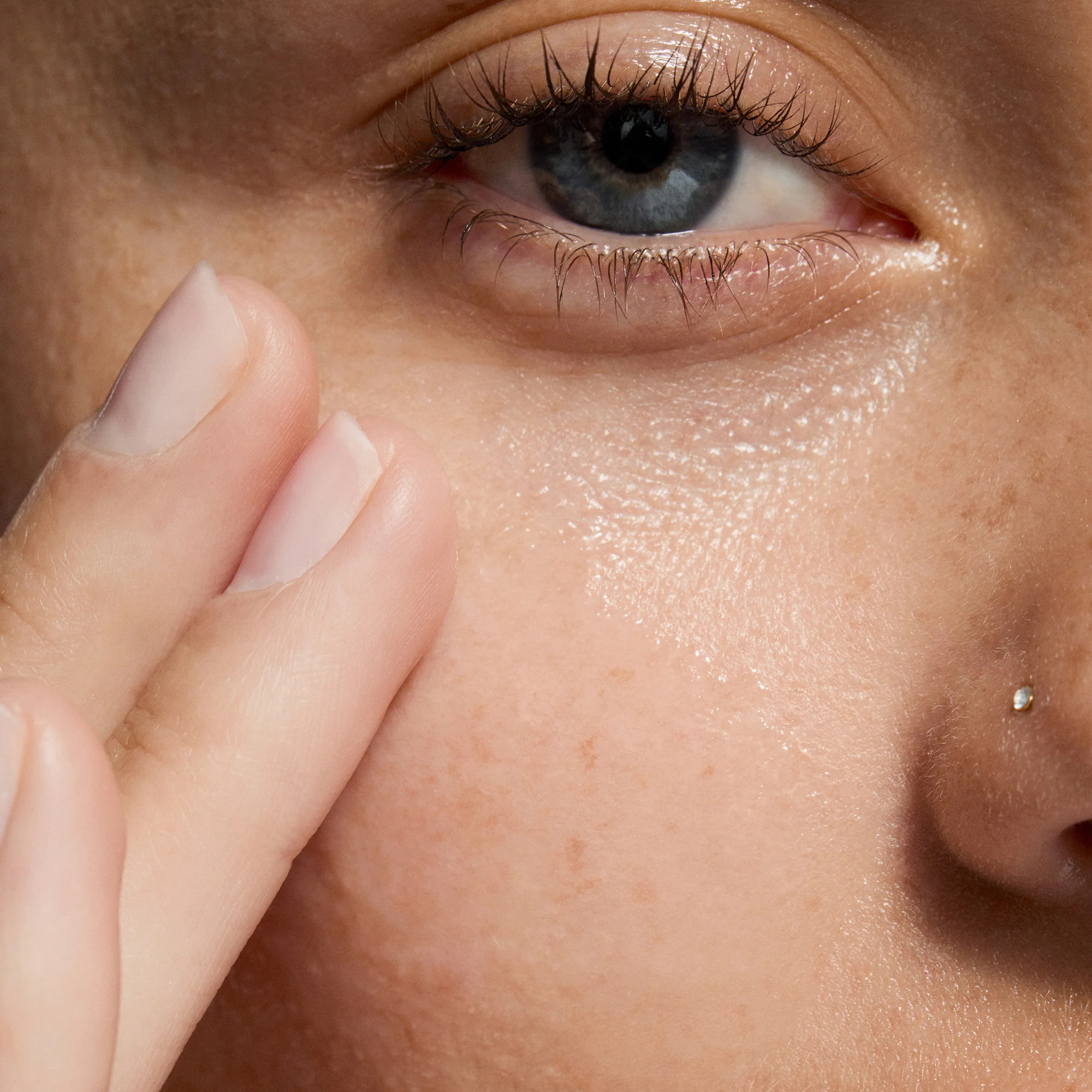 360° Acne Clearing Serum - Image 10