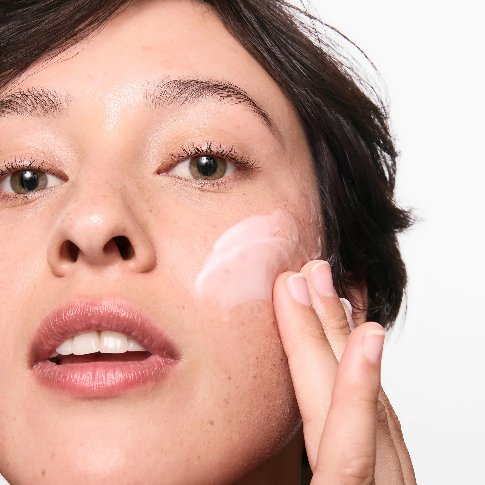 Hydrating Cleanser & Oil-Free Moisturizer Duo - Image 8