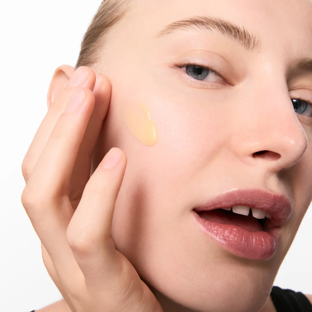 Retinol Serum - Image 11